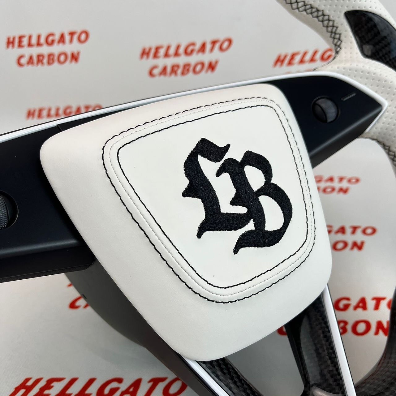 Custom 2024 Tesla Model 3 Steering Wheel – Gloss Black Carbon Fiber | Flat Top & Flat Bottom | Heated | White Leather - Image 4